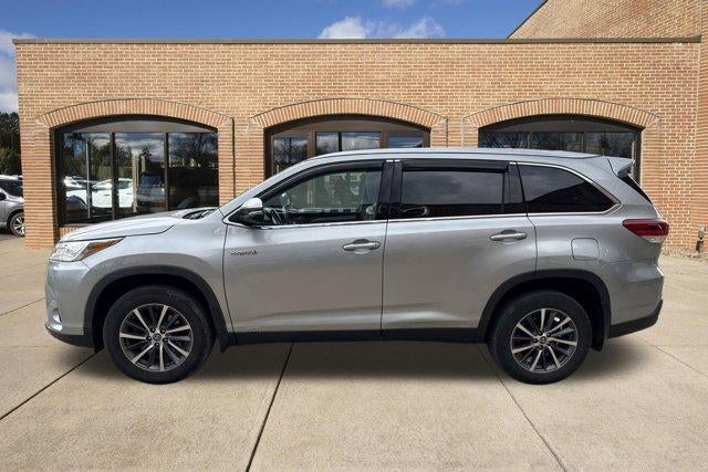2019 Toyota Highlander Hybrid XLE V6 AWD (Natl)