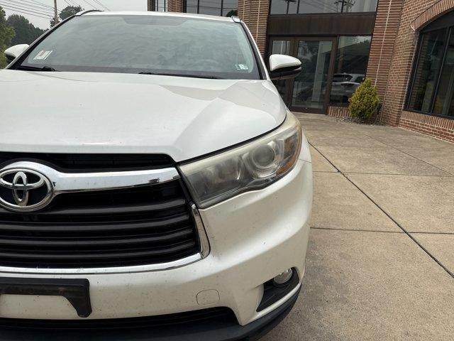 2016 Toyota Highlander AWD 4dr V6 XLE (Natl)