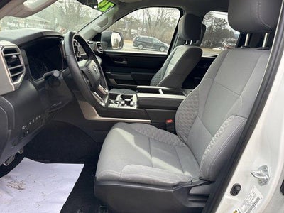 2024 Toyota Tundra 4WD 4WD SR5 Double Cab 6.5' Bed (Natl)