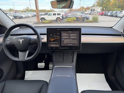 2025 Tesla Model Y Performance AWD *Ltd Avail*