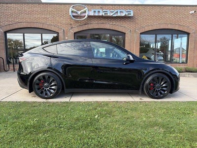 2025 Tesla Model Y Performance AWD *Ltd Avail*