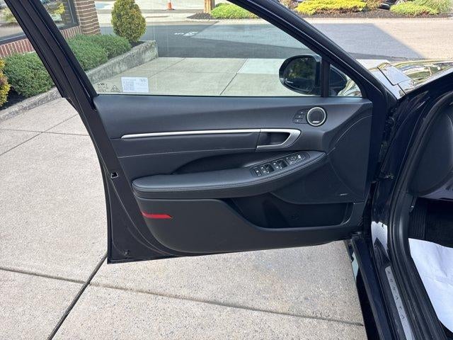2025 Hyundai SONATA Hybrid Limited FWD
