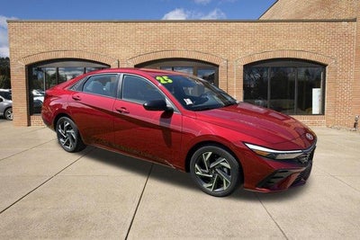 2025 Hyundai ELANTRA SEL Sport IVT