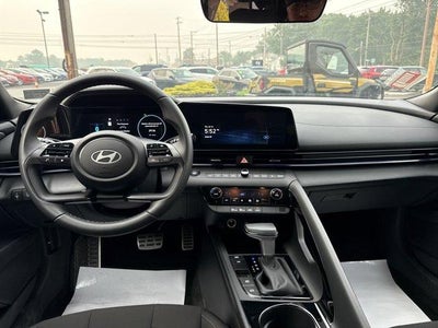 2025 Hyundai ELANTRA Hybrid SEL Sport DCT