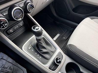 2025 Hyundai VENUE SEL IVT