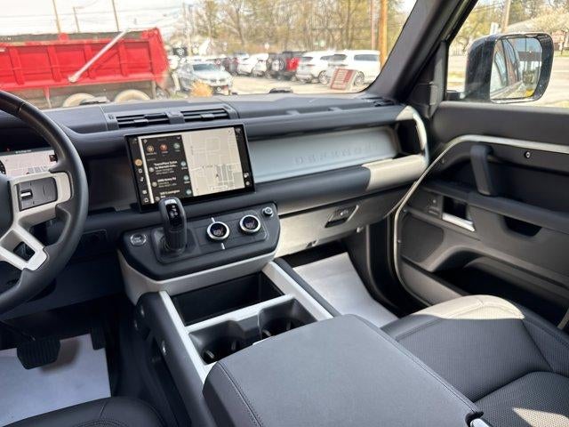 2025 Land Rover Defender 110 P300 S