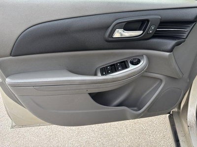 2015 Chevrolet Malibu 4dr Sdn LS w/1FL
