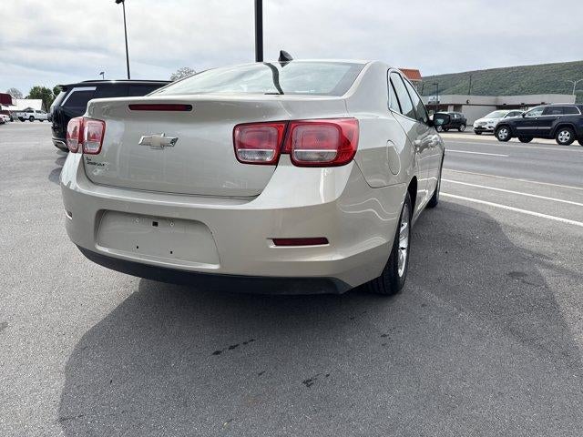 2015 Chevrolet Malibu 4dr Sdn LS w/1FL