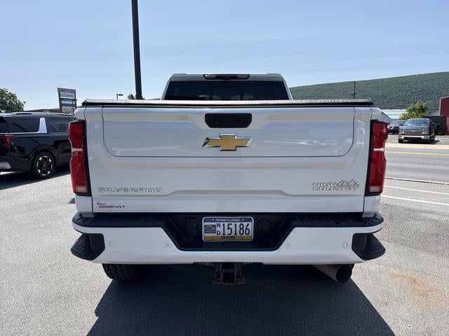 2024 Chevrolet Silverado 2500 HD Crew Cab Standard Box 4-Wheel Drive High Country