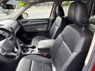 2022 Volkswagen Atlas 2.0T SE w/Technology 4MOTION