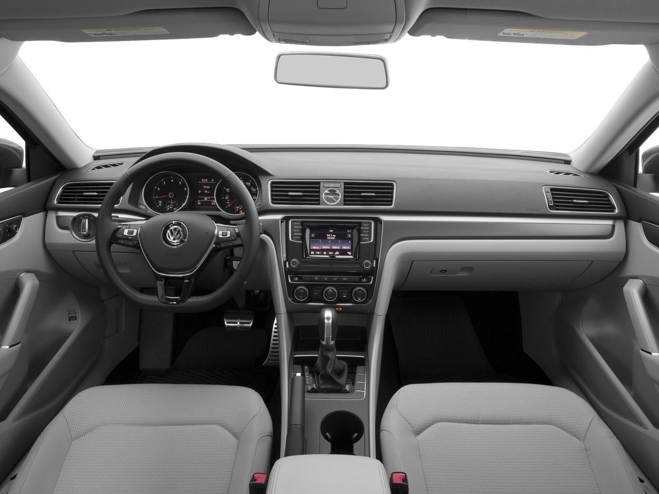 2018 Volkswagen Passat R-Line Auto
