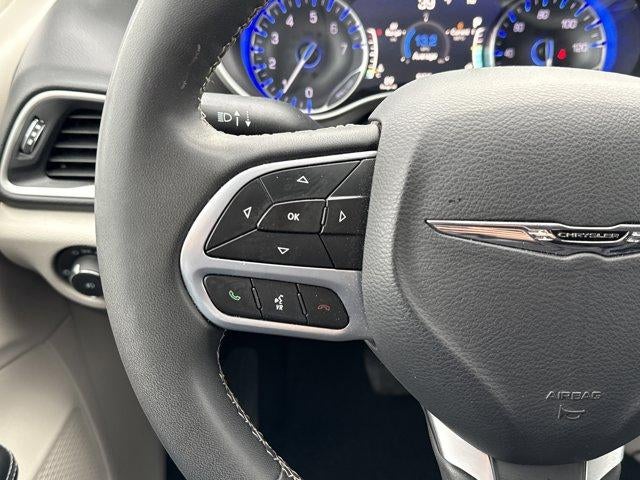 2023 Chrysler Pacifica Touring L FWD