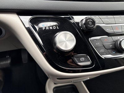 2023 Chrysler Pacifica Touring L FWD