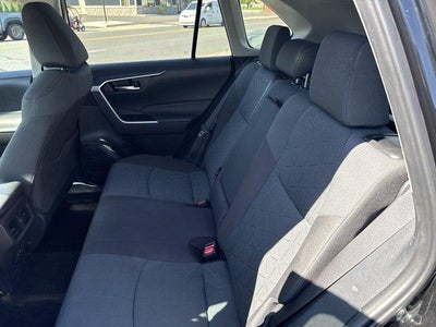 2025 Toyota RAV4 XLE AWD (Natl)