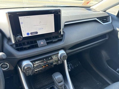 2025 Toyota RAV4 XLE AWD (Natl)