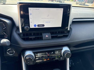 2025 Toyota RAV4 XLE AWD (Natl)