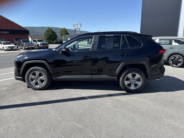 2025 Toyota RAV4 XLE AWD (Natl)