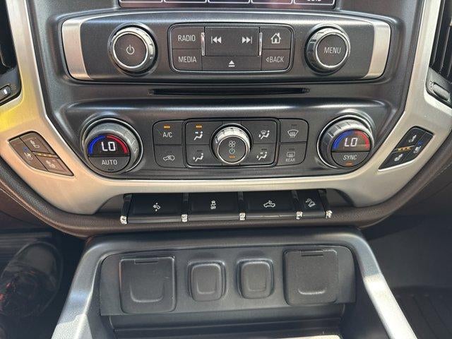 2017 GMC Sierra 1500 Crew Cab Short Box 4-Wheel Drive SLT