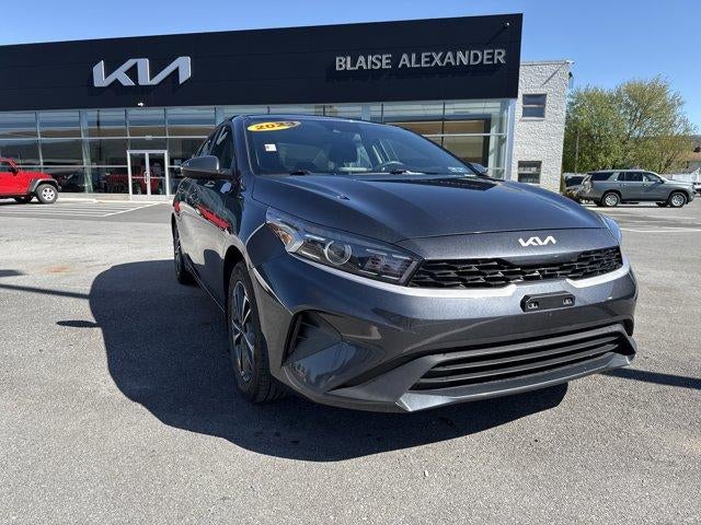 2023 Kia Forte LXS IVT