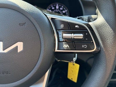 2023 Kia Forte LXS IVT