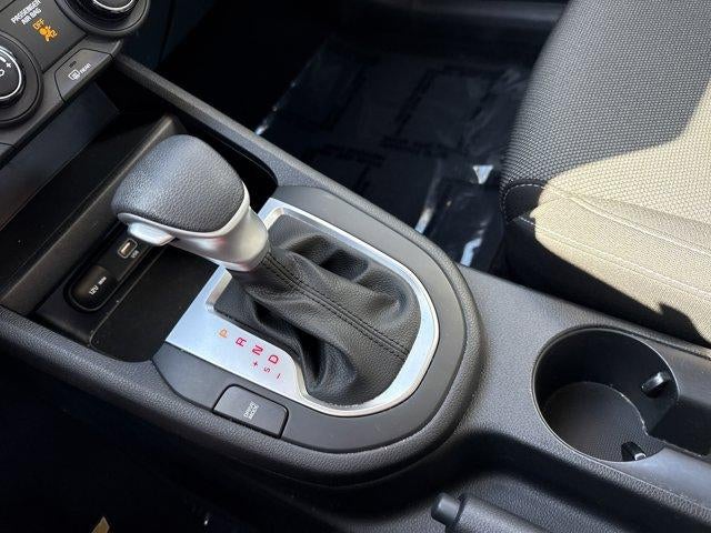 2023 Kia Forte LXS IVT