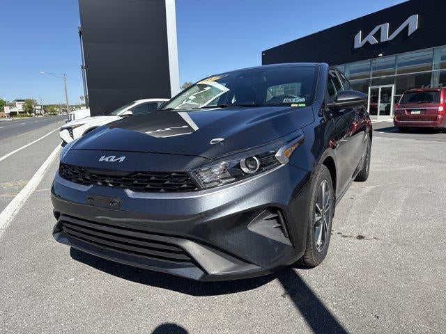 2023 Kia Forte LXS IVT