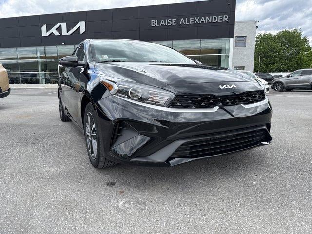 2023 Kia Forte LXS IVT