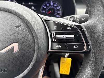 2023 Kia Forte LXS IVT