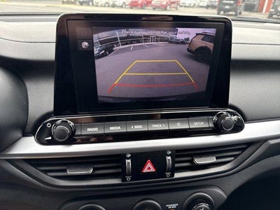 2023 Kia Forte LXS IVT