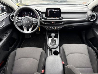 2023 Kia Forte LXS IVT