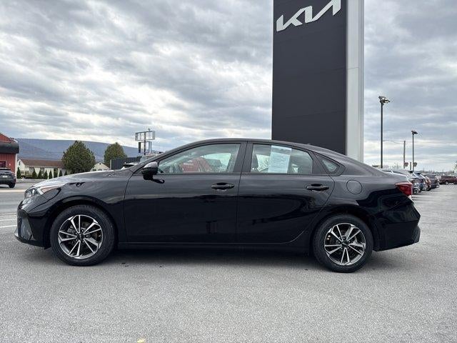 2023 Kia Forte LXS IVT