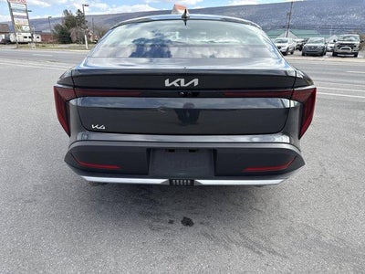 2025 Kia K4 LX FWD
