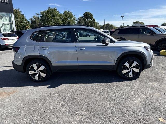 2025 Volkswagen Taos S 4MOTION