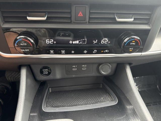 2024 Nissan Rogue AWD SV