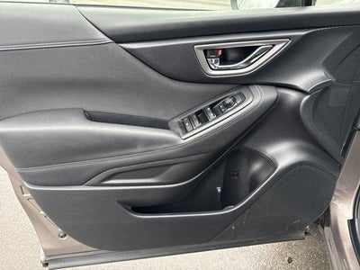 2022 Subaru Forester Premium CVT