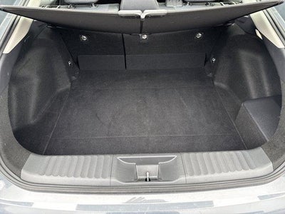 2024 Toyota Prius LE (Natl)