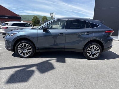 2024 Toyota Venza XLE AWD (SE)