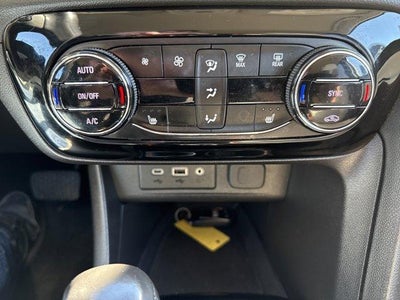 2020 Buick Encore GX Essence FWD