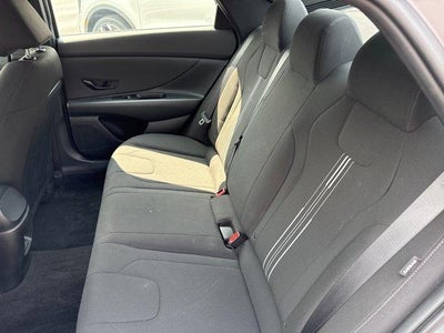 2025 Hyundai ELANTRA SEL Sport IVT