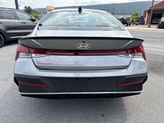 2025 Hyundai ELANTRA SEL Sport IVT
