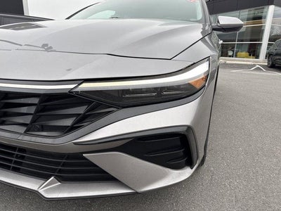 2025 Hyundai ELANTRA SEL Convenience IVT