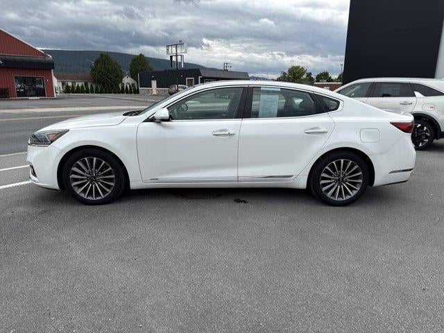 2017 Kia Cadenza Premium Sedan