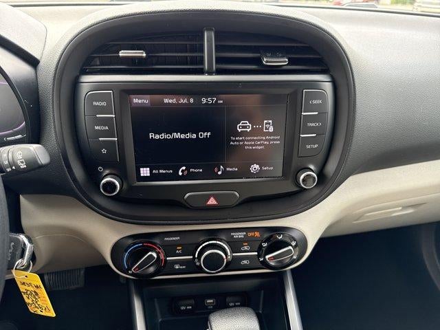 2023 Kia Soul LX IVT