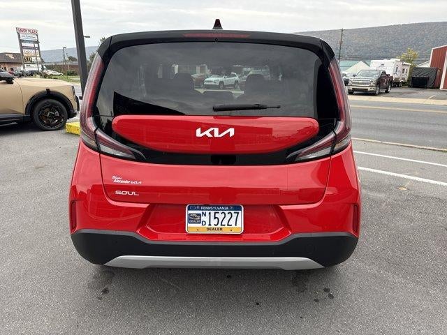 2024 Kia Soul LX IVT