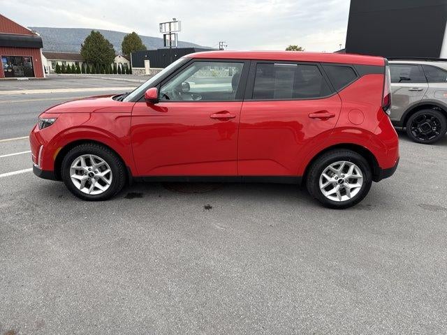 2024 Kia Soul LX IVT