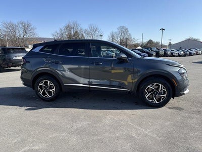 2024 Kia Sportage LX AWD