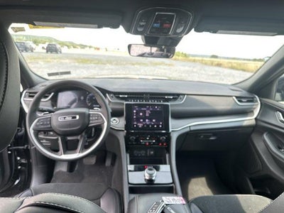 2025 Jeep Grand Cherokee Altitude X 4x4