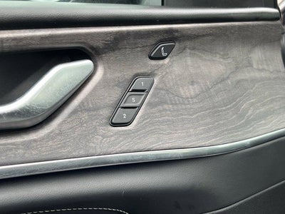 2022 Jeep Grand Cherokee 4xe Overland 4x4