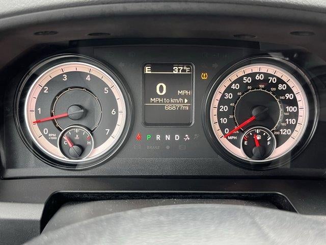 2017 RAM 1500 Express 4x4 Quad Cab 6'4" Box