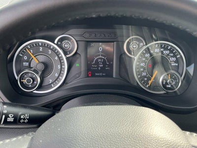 2022 RAM 1500 Big Horn 4x4 Quad Cab 6'4" Box